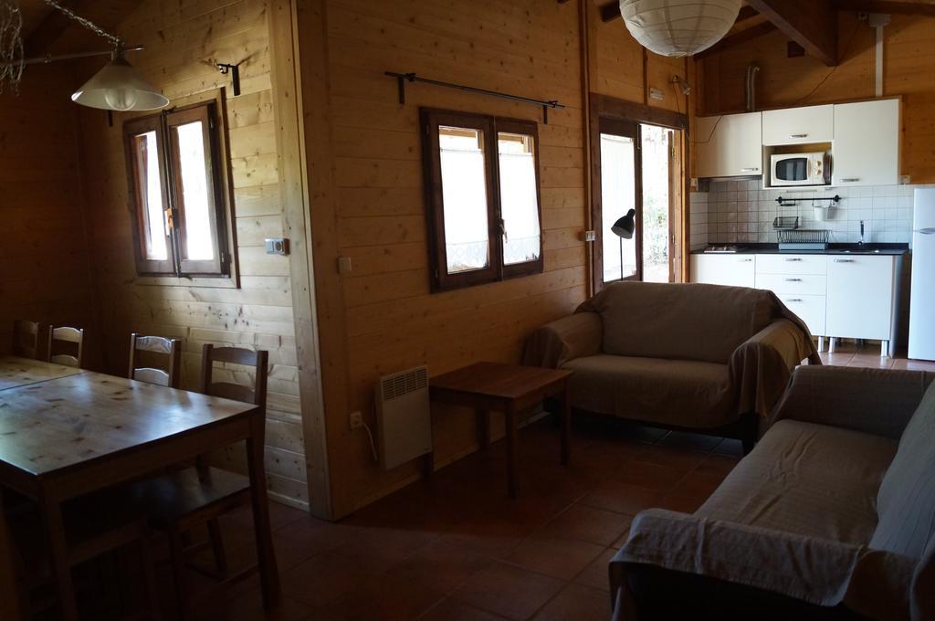 Camping Macanet De Cabrenys Exterior photo