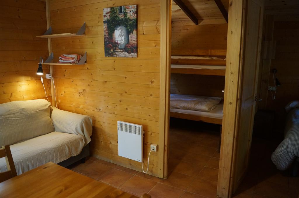 Camping Macanet De Cabrenys Exterior photo